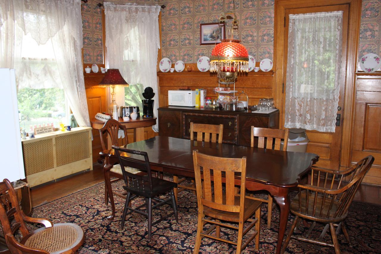 Victorian Charm Inn Towanda Buitenkant foto