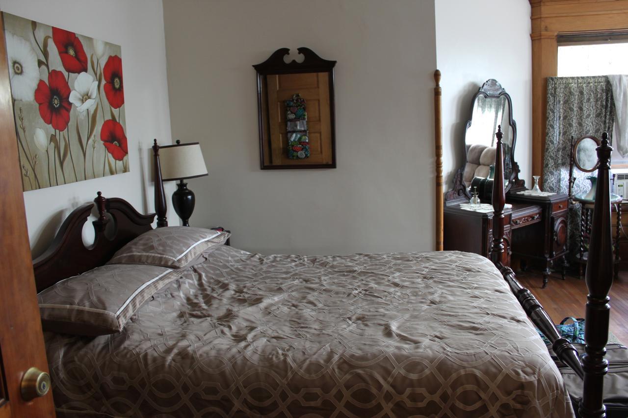 Victorian Charm Inn Towanda Buitenkant foto