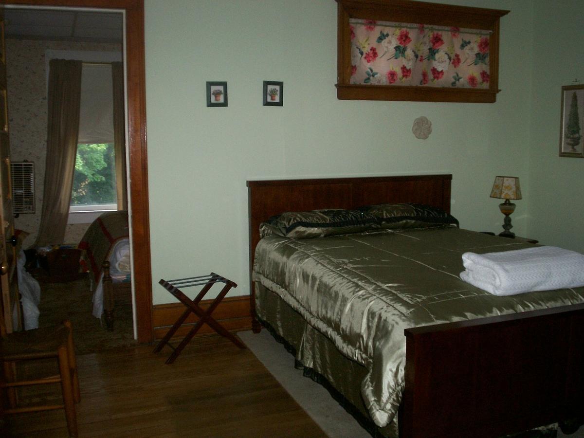 Victorian Charm Inn Towanda Buitenkant foto