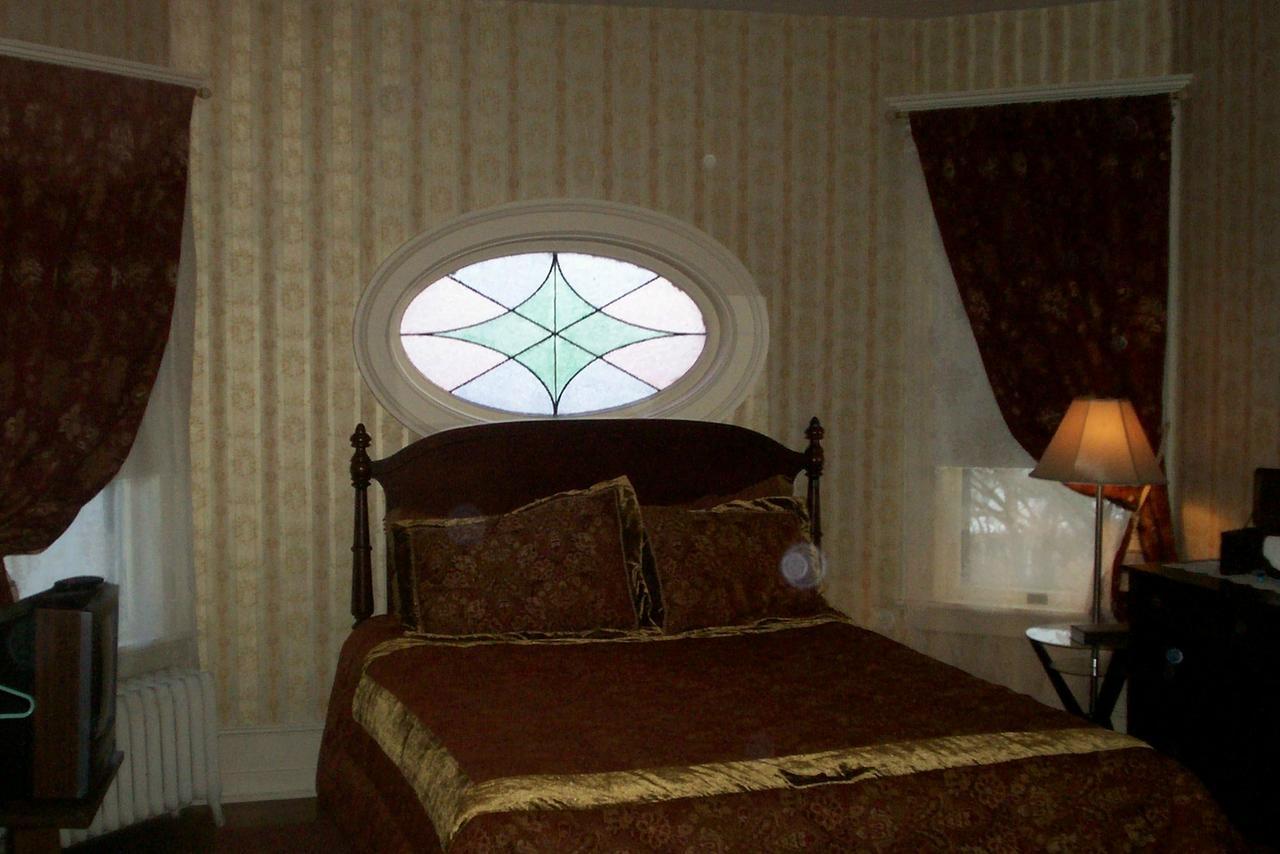 Victorian Charm Inn Towanda Buitenkant foto