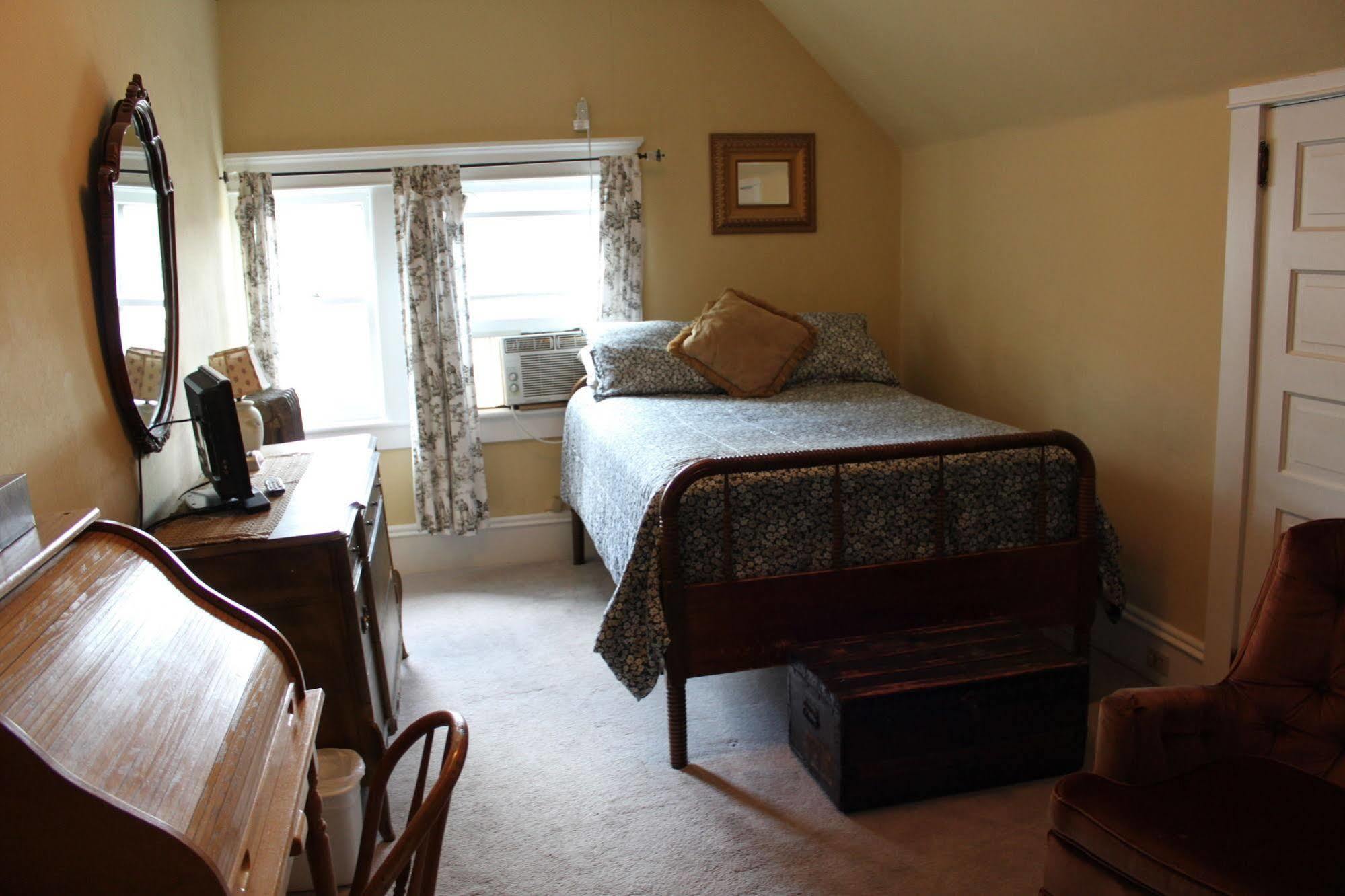 Victorian Charm Inn Towanda Buitenkant foto