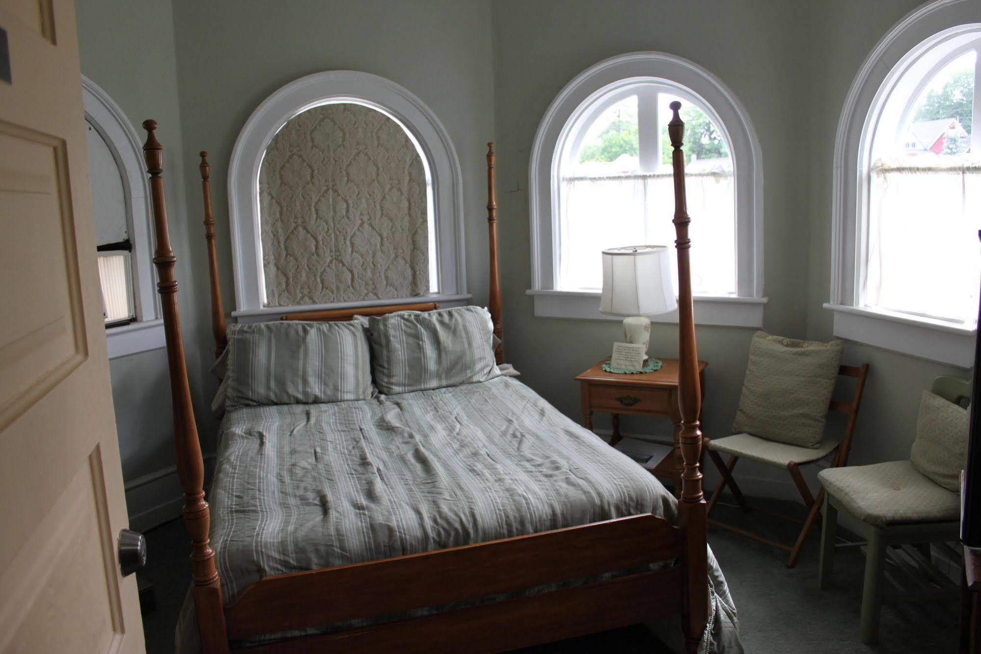 Victorian Charm Inn Towanda Buitenkant foto